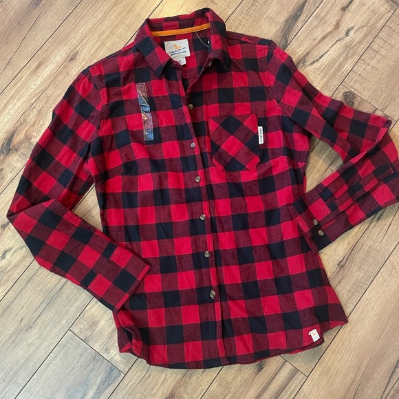 Field & Stream Tops - 🌿 NWT Field & Stream Buffalo plaid flannel shirt Sz small